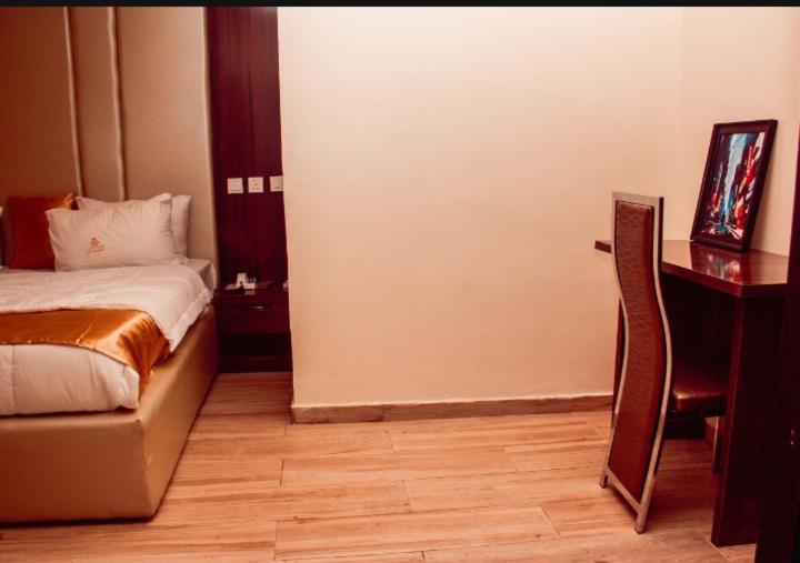 Hotel D Ritz Owode Ede Zewnętrze zdjęcie