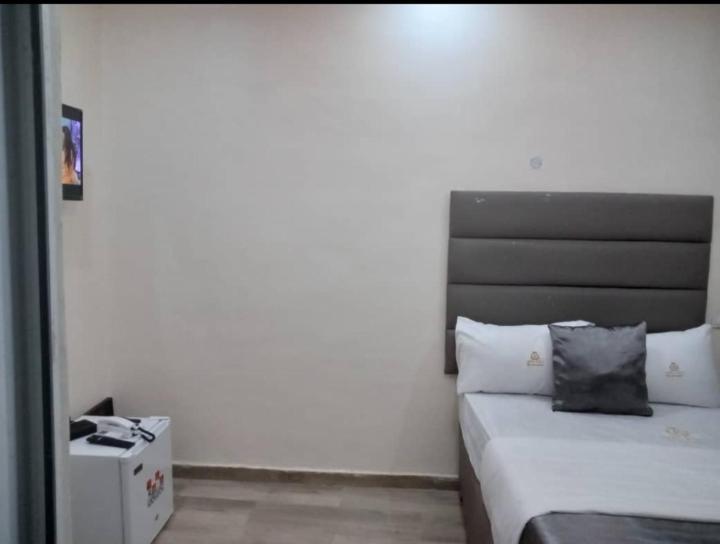Hotel D Ritz Owode Ede Zewnętrze zdjęcie